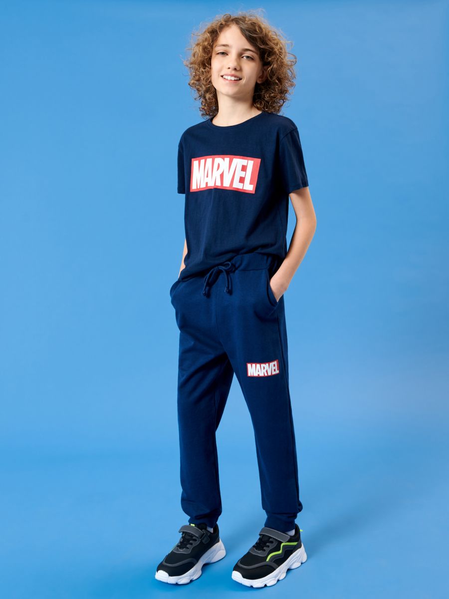 Pantaloni da tuta jogger Marvel - blu scuro - SINSAY