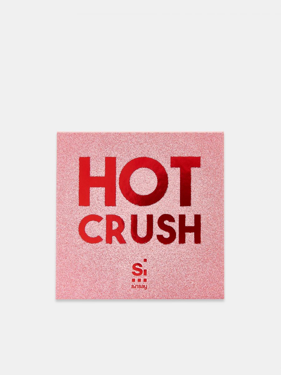 Hot Crush eyeshadow palette - spicy red - SINSAY