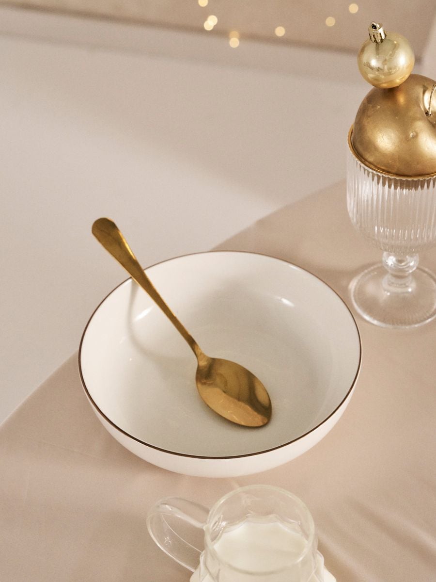 Kauss - kreemvalge - SINSAY