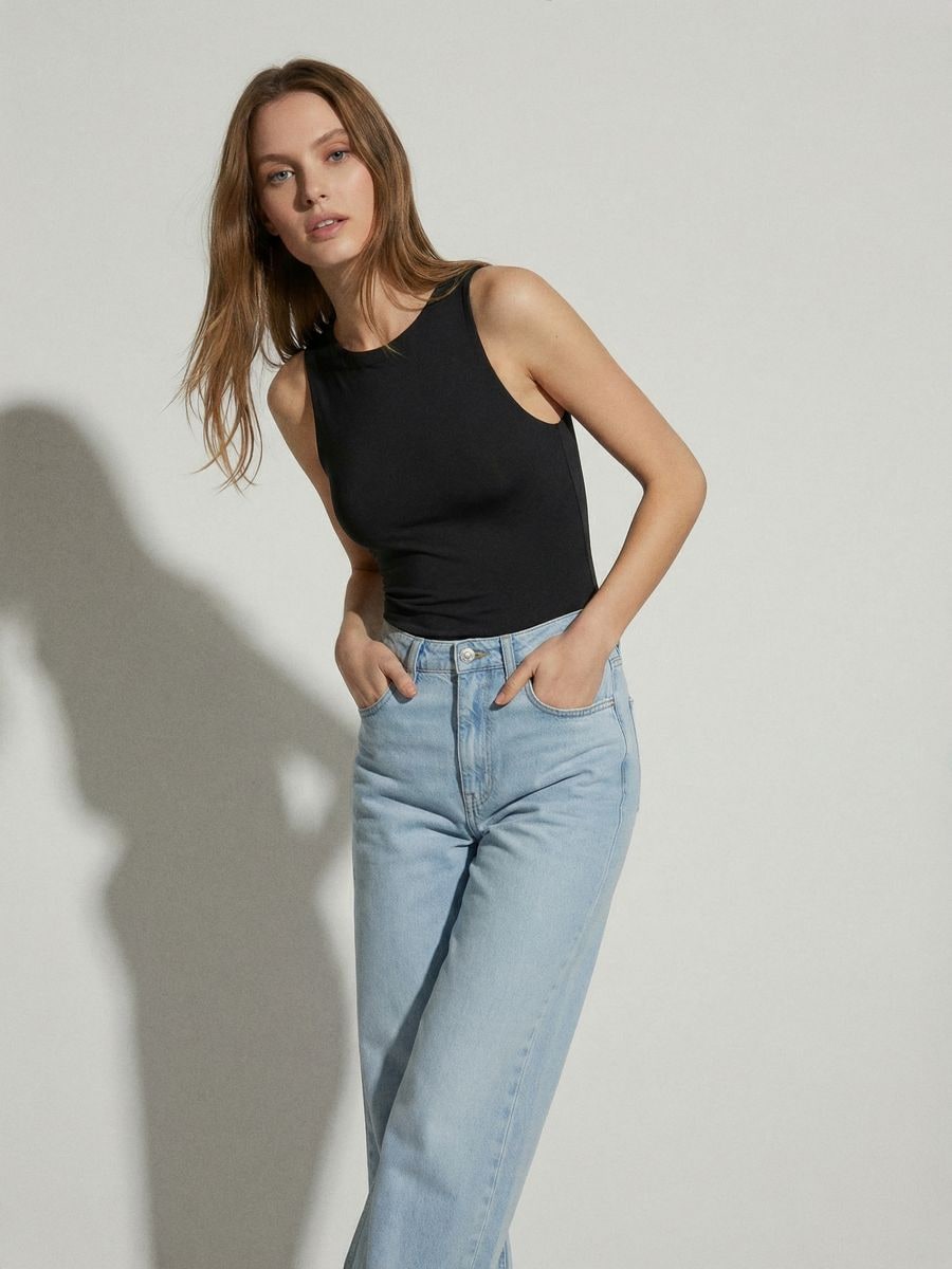 Body na naramenice - crno - SINSAY