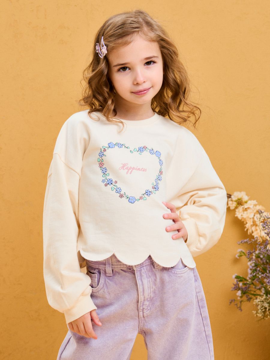 Dukserica od french terry tkanine sa izvezenim i dekorativnim završetkom - krem - SINSAY