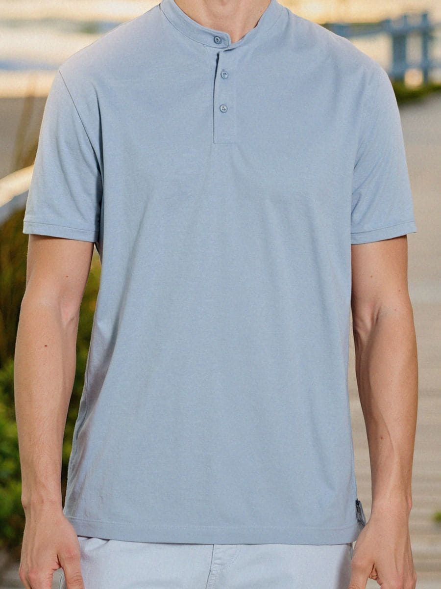 Henley majica - svijetlo plava - SINSAY