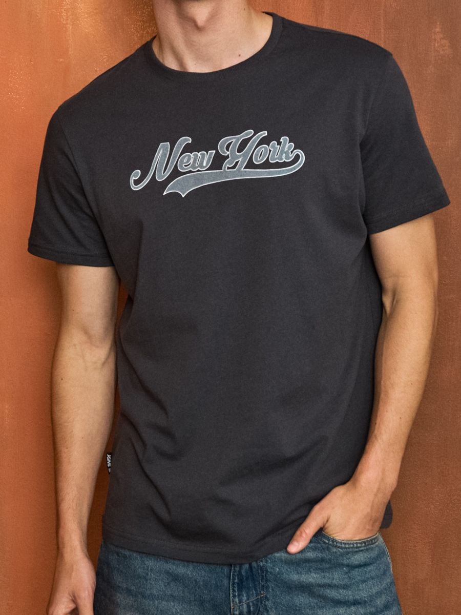 Маица со слоган - сино  - SINSAY