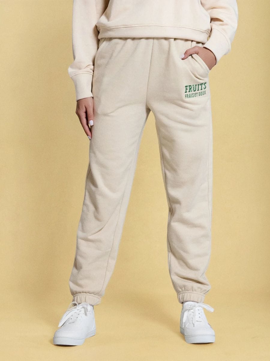 Pantaloni sport - nude - SINSAY