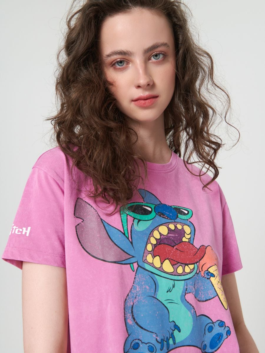 T-shirt with print Color fuchsia - SINSAY - 5793F-43X