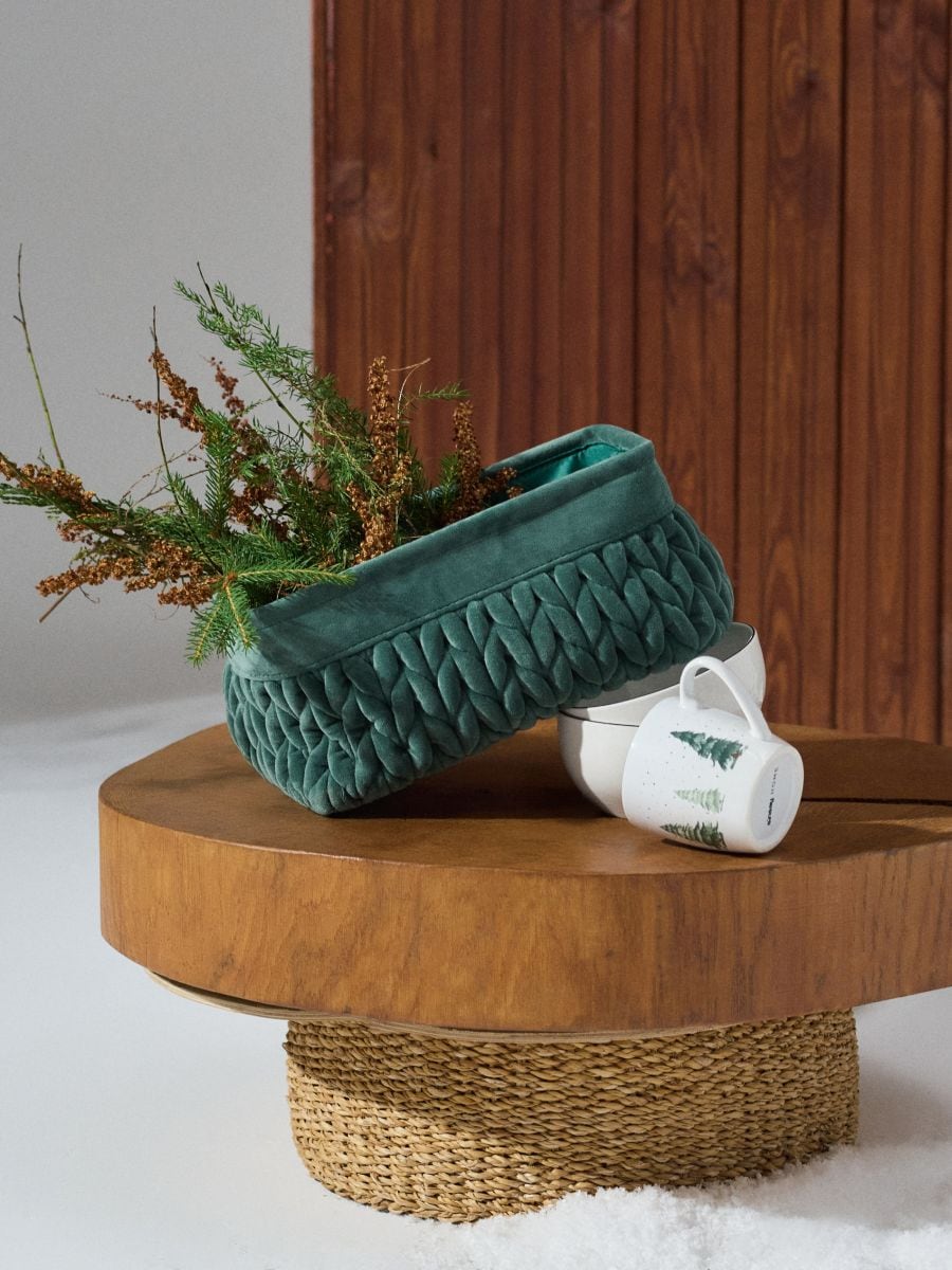 Καλάθι αποθήκευσης με πλεξούδα και βελούδινη επιφάνεια - σκουρο πρασινο - SINSAY