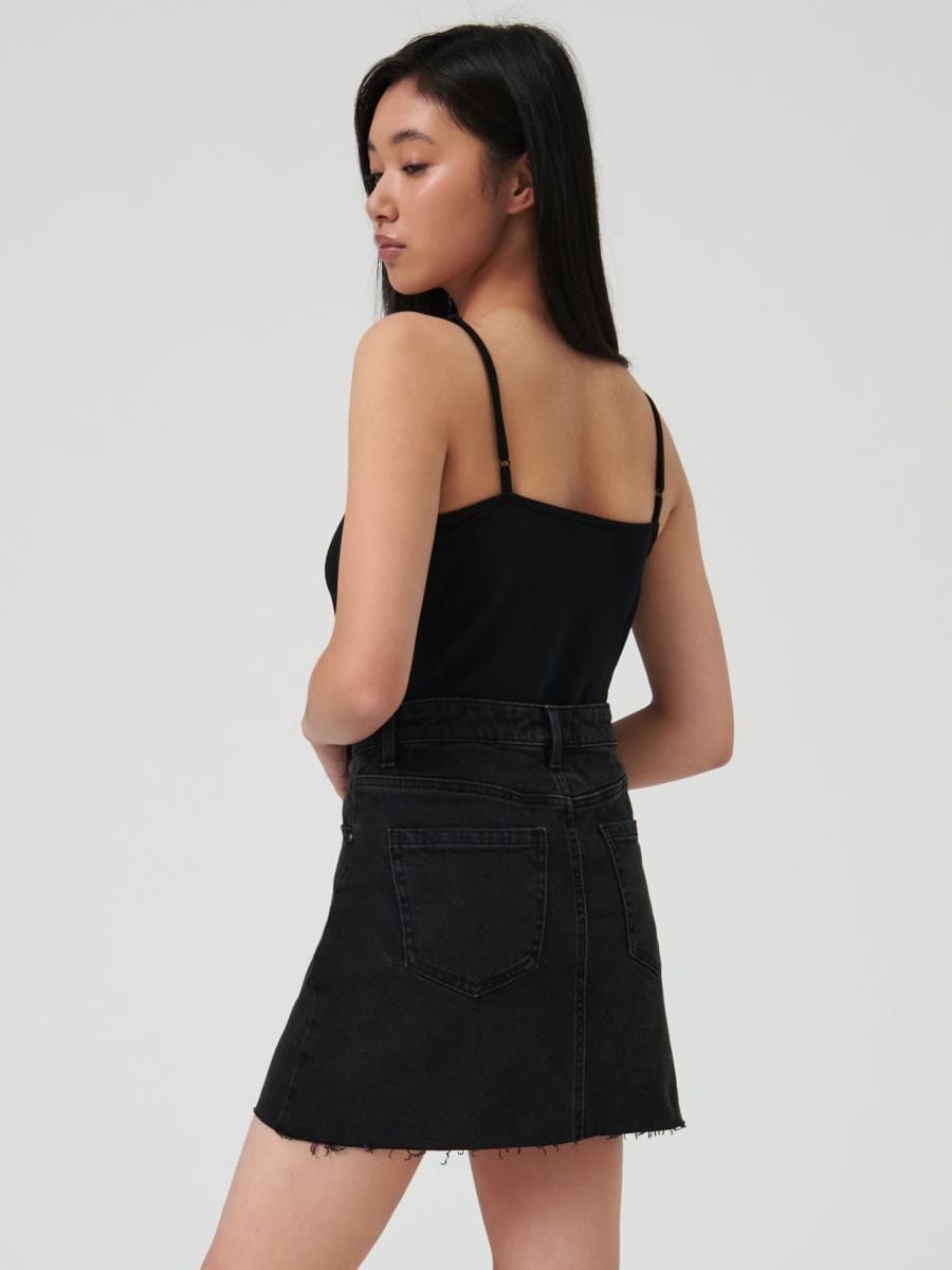 Džínová mini sukně - černá - SINSAY
