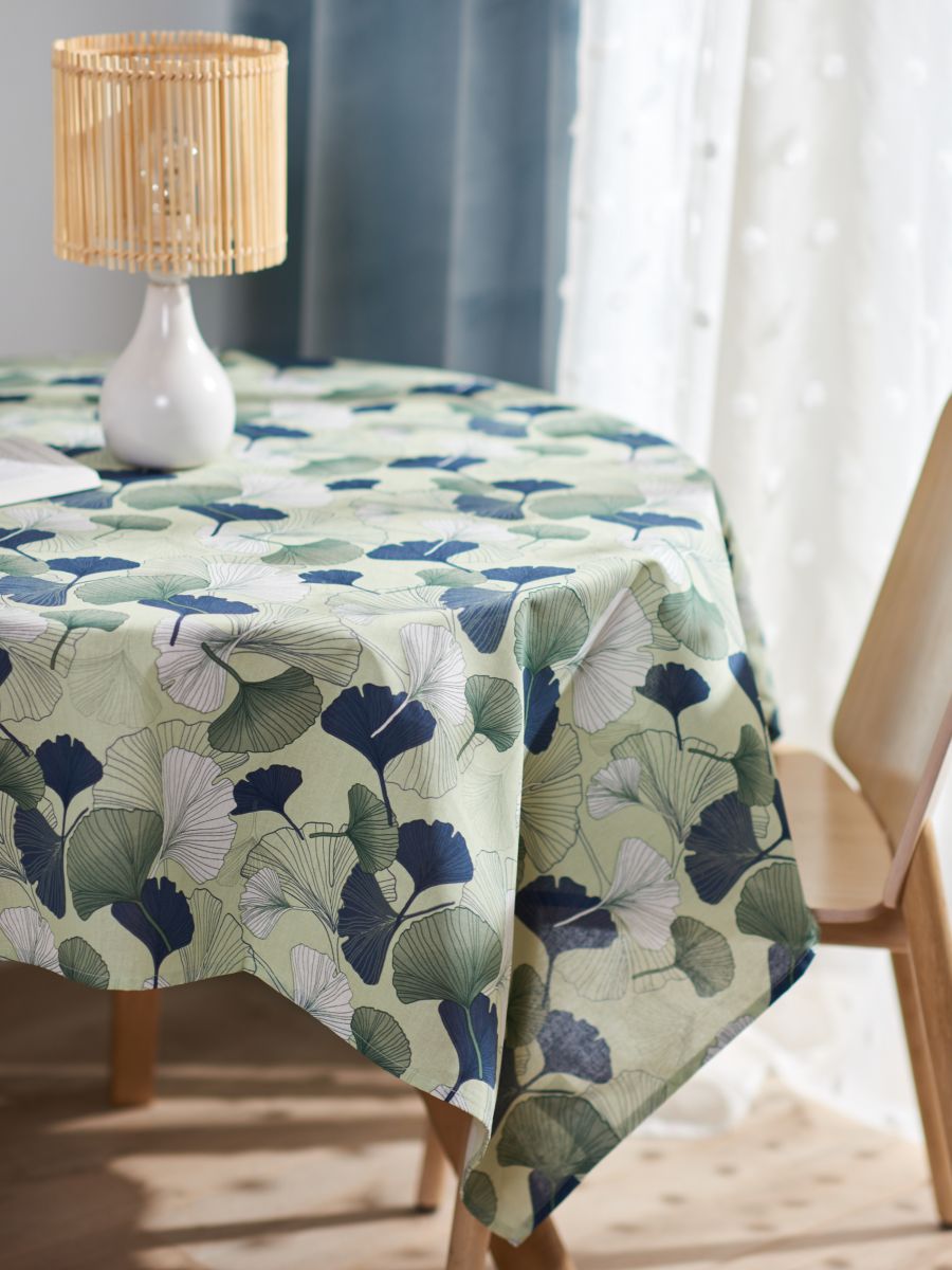 Table cloth - pale green - SINSAY