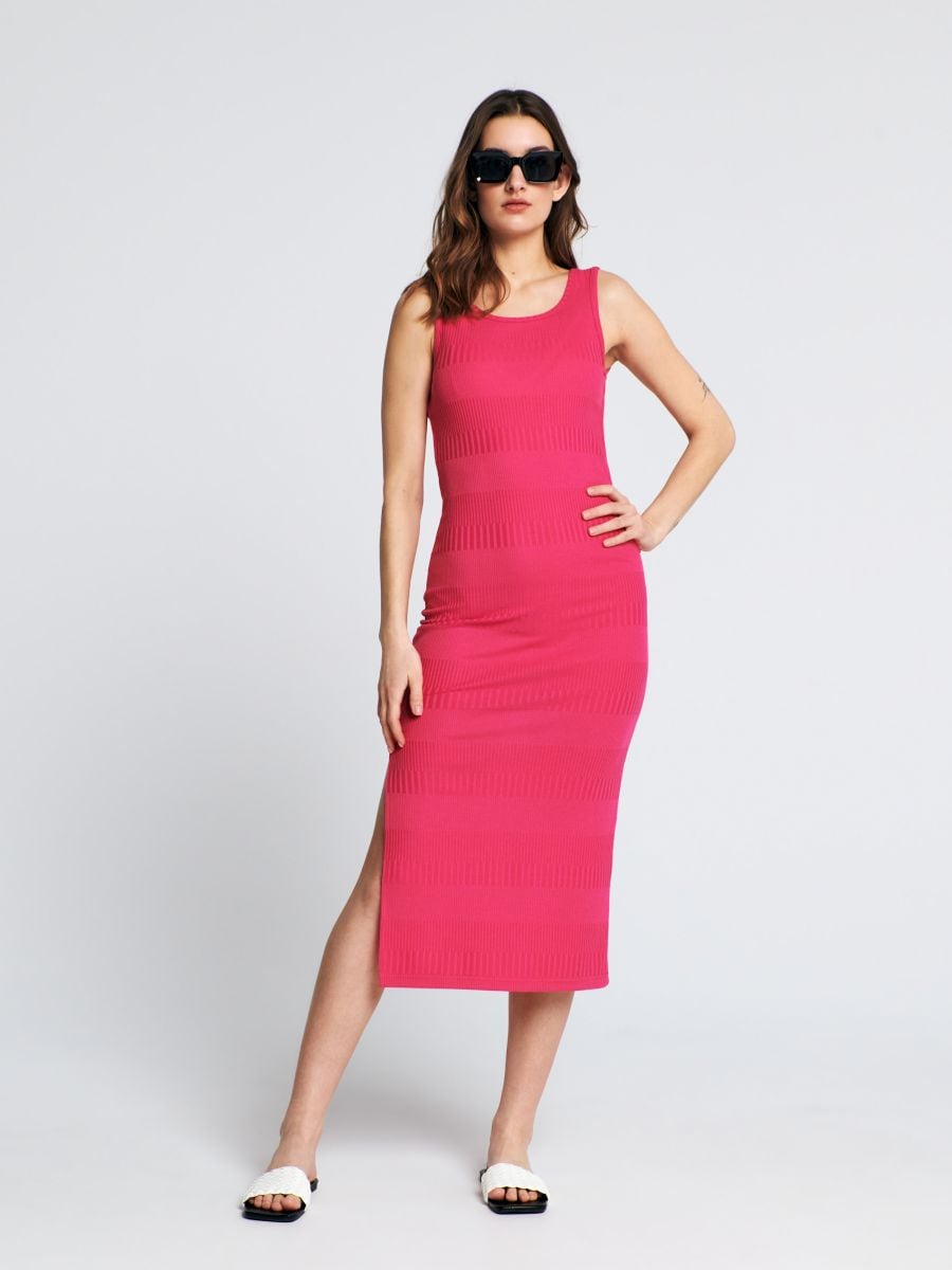 Sukienka midi - różowy - SINSAY