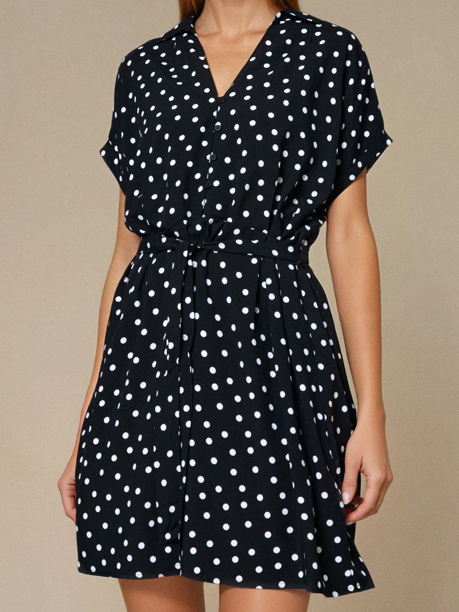 Viskózové mini šaty - černá - SINSAY