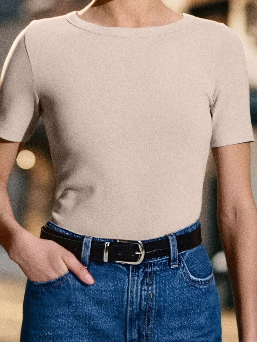 T-shirt basic in cotone - beige - SINSAY