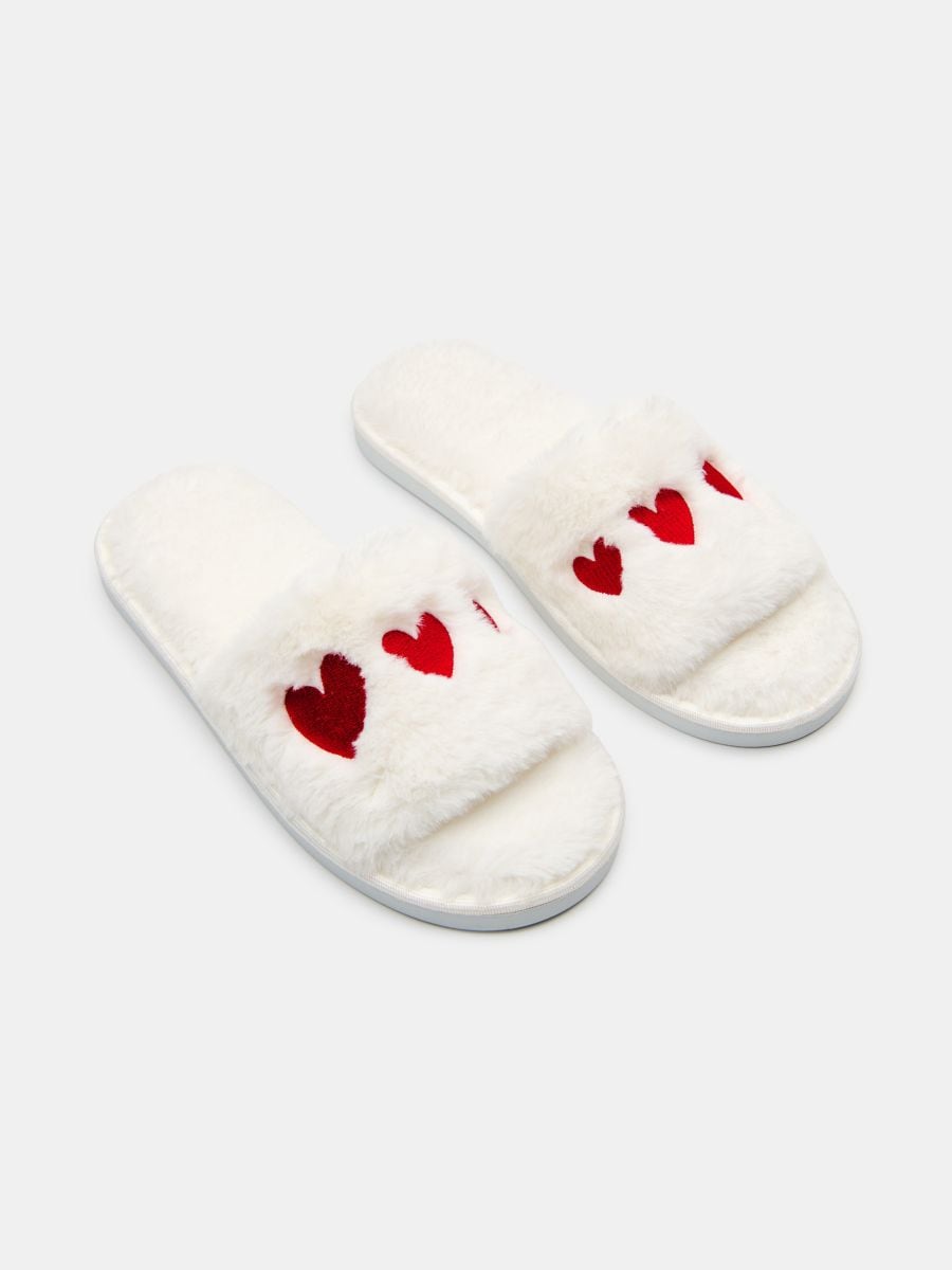 Pantofle s umělou kožešinou - krémová - SINSAY