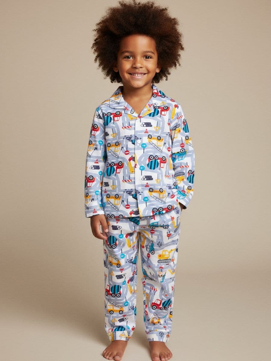 Pijama din două piese cu închidere cu nasturi - crem - SINSAY