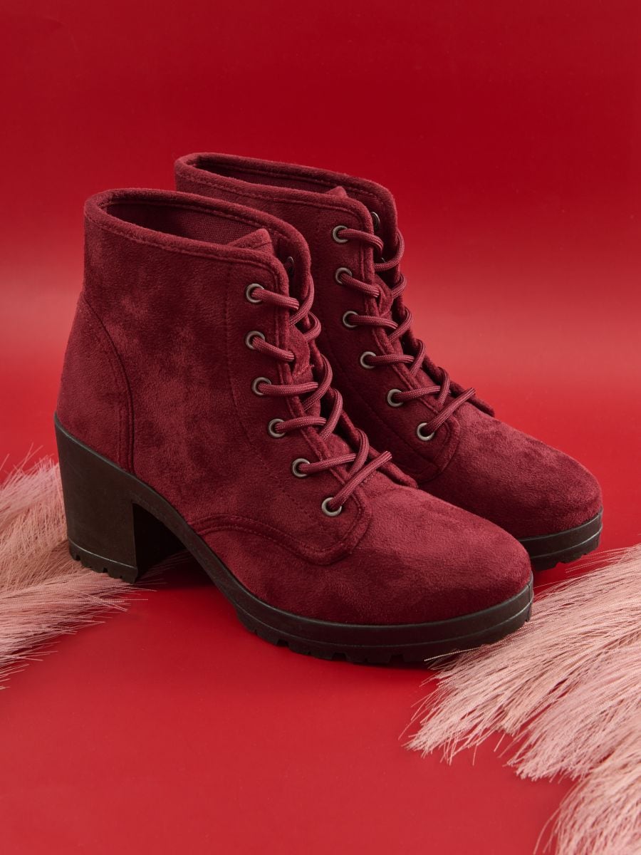 Maroon booties online