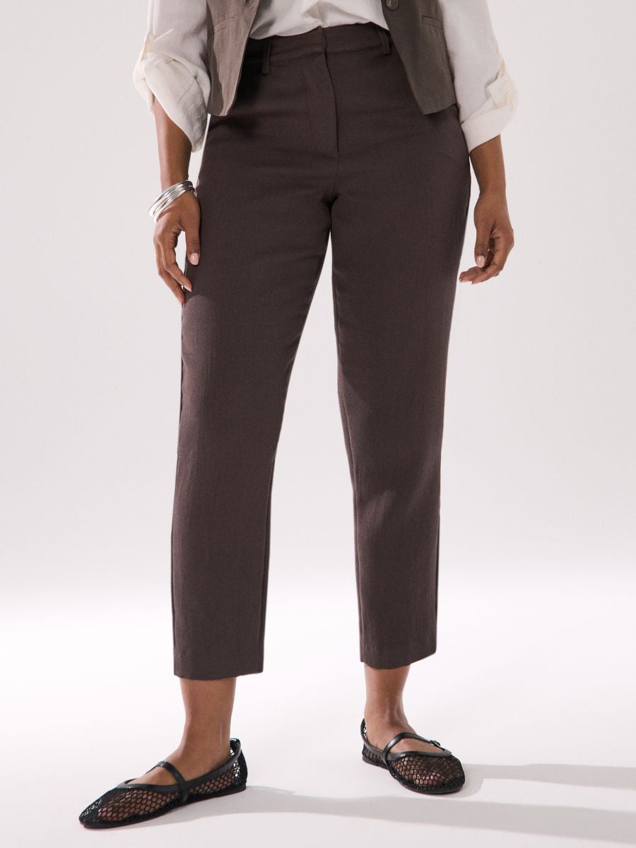 Spodnie - brązowy - SINSAY