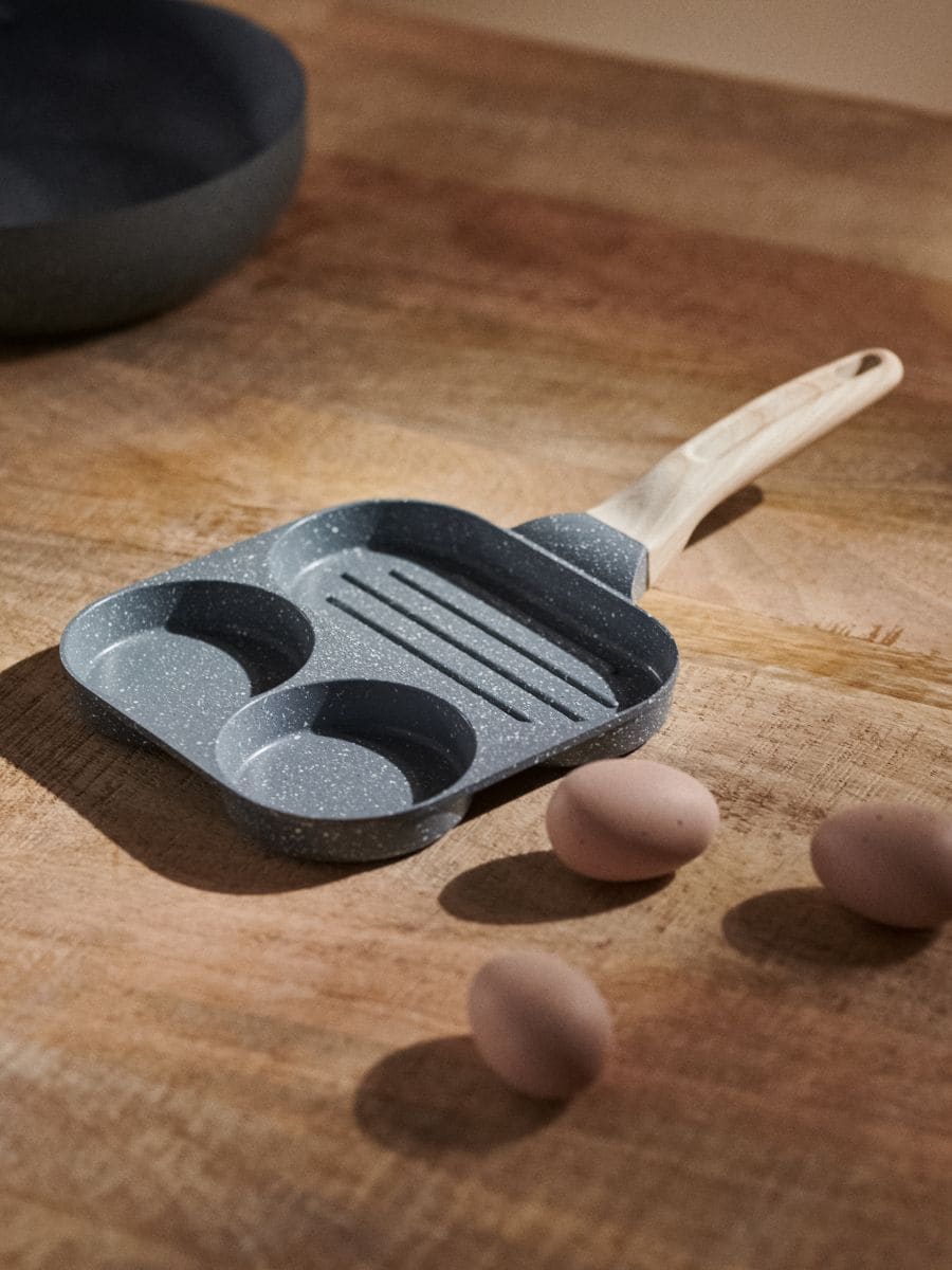 Pann munade ja peekoni jaoks - tumehall - SINSAY