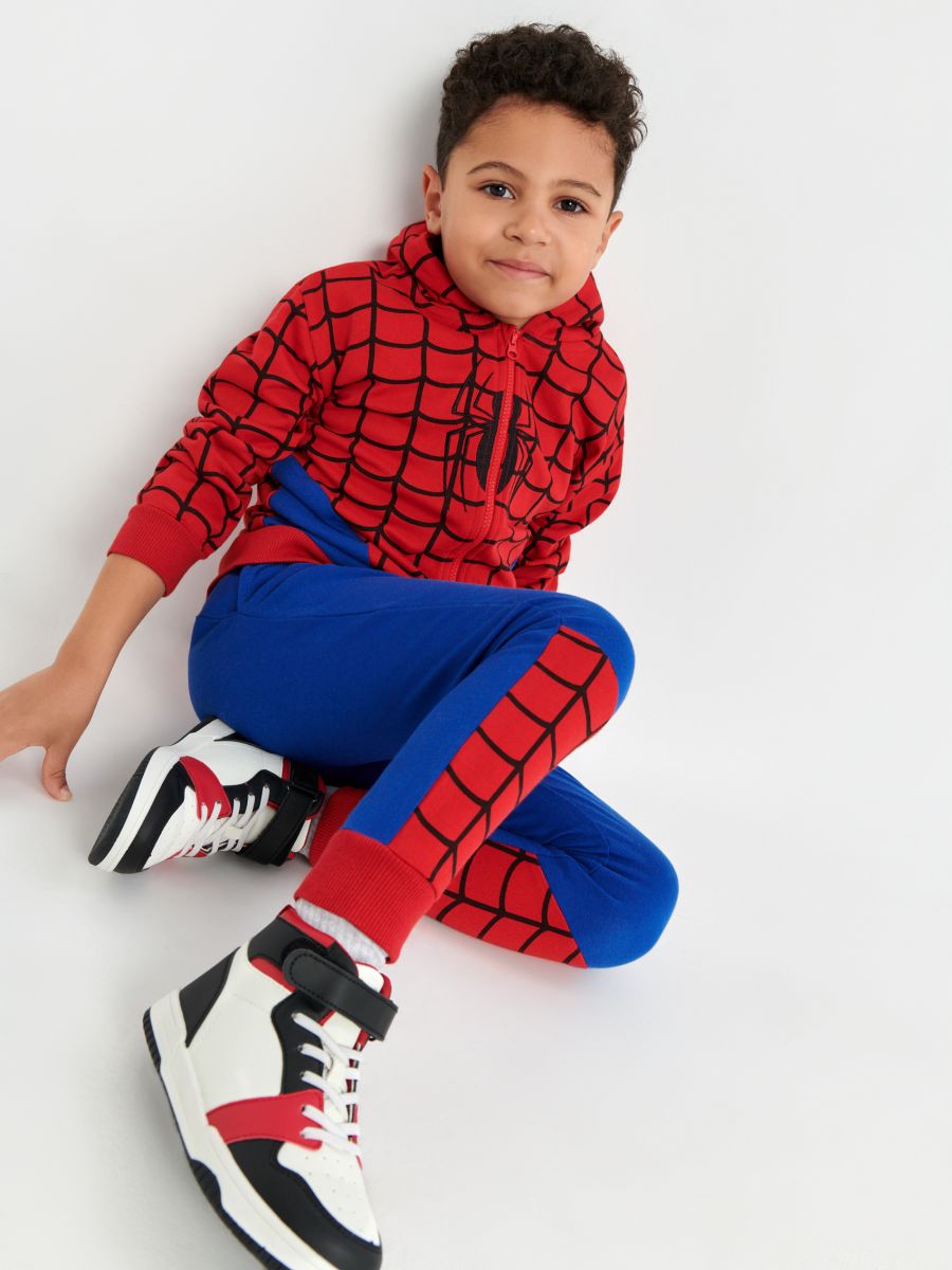 Комплект панталон и суитшърт с качулка Spider-Man - червeн - SINSAY