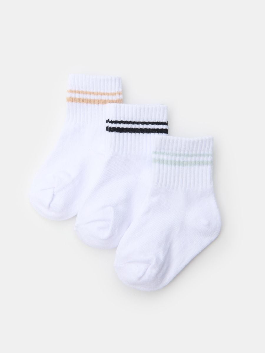 Skarpetki basic 3 pack - wielobarwny - SINSAY