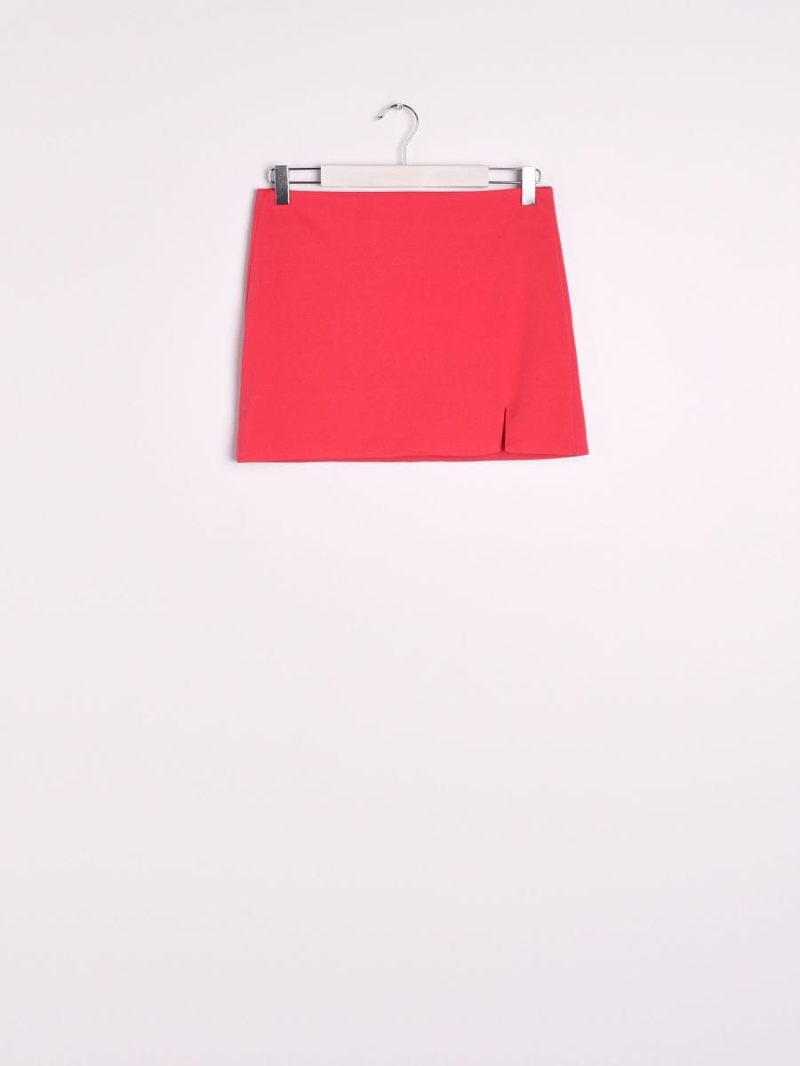 Mini skirt with split - fuchsia - SINSAY