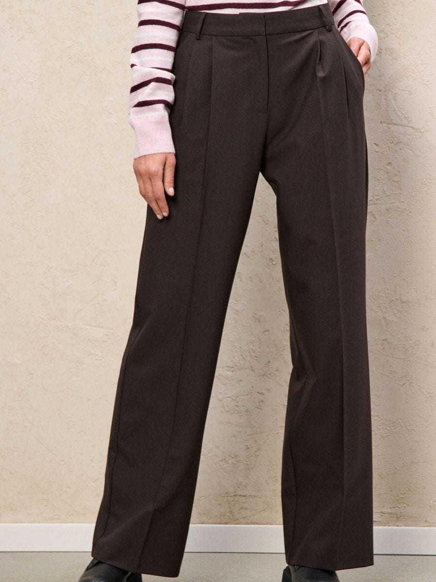 Plačios kelnės su klostėmis - pelenų ruda - SINSAY