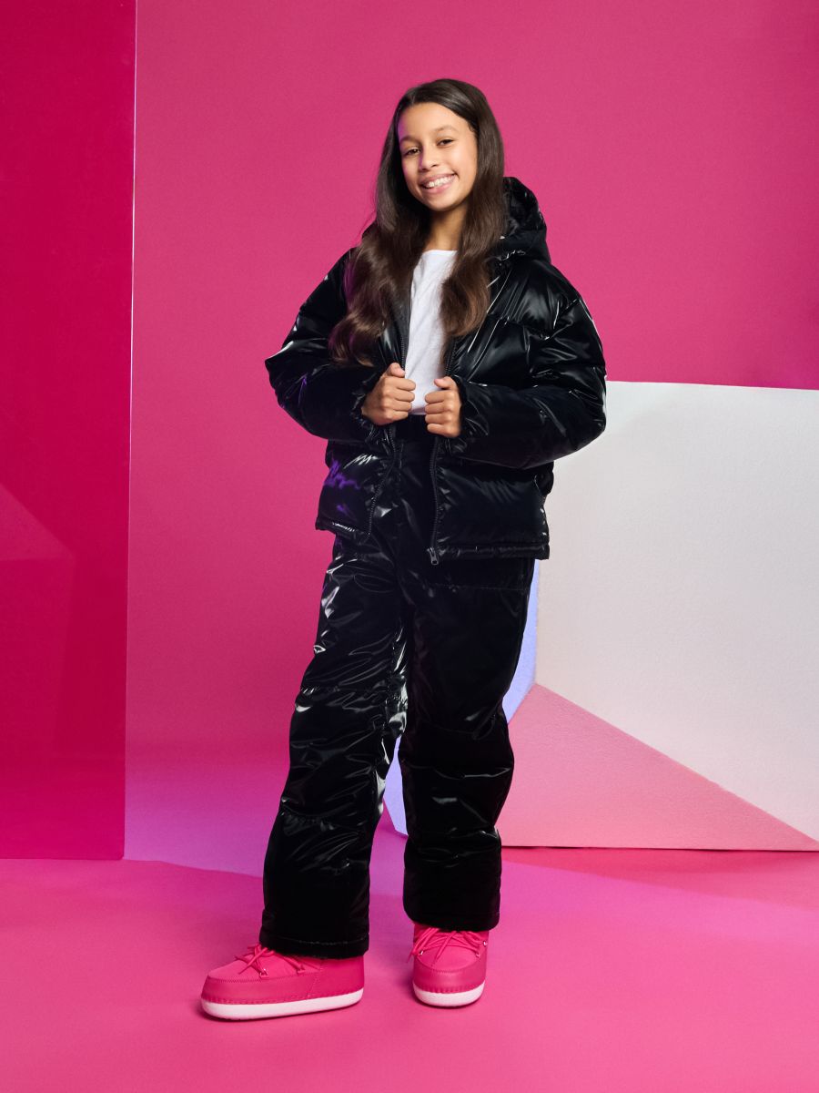 Prošivene pantalone - crno - SINSAY