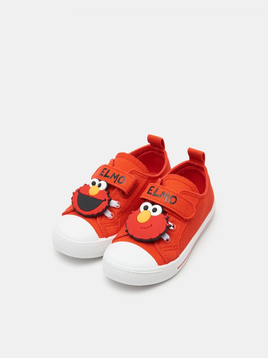 Sportiska stila apavi Sesame Street - sarkans - SINSAY