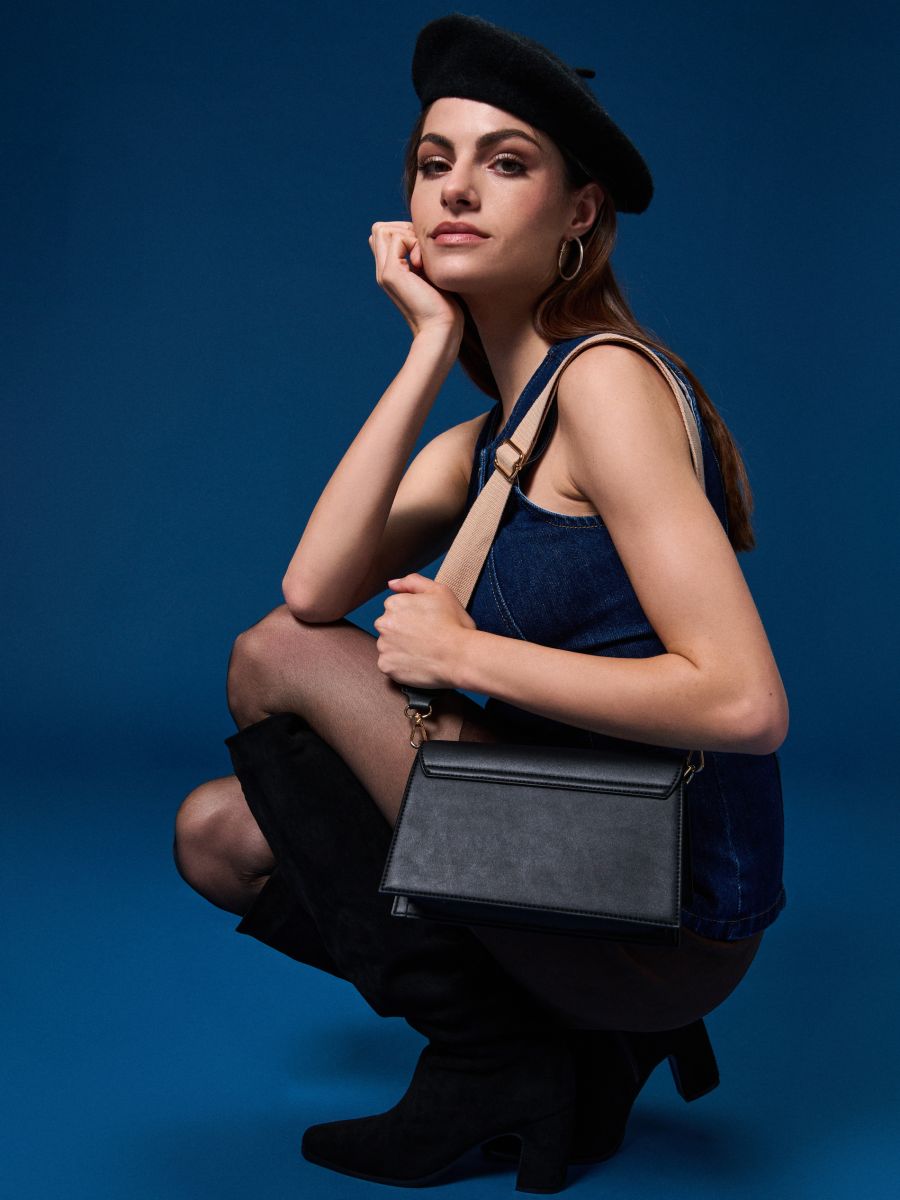 Kapa - crno - SINSAY