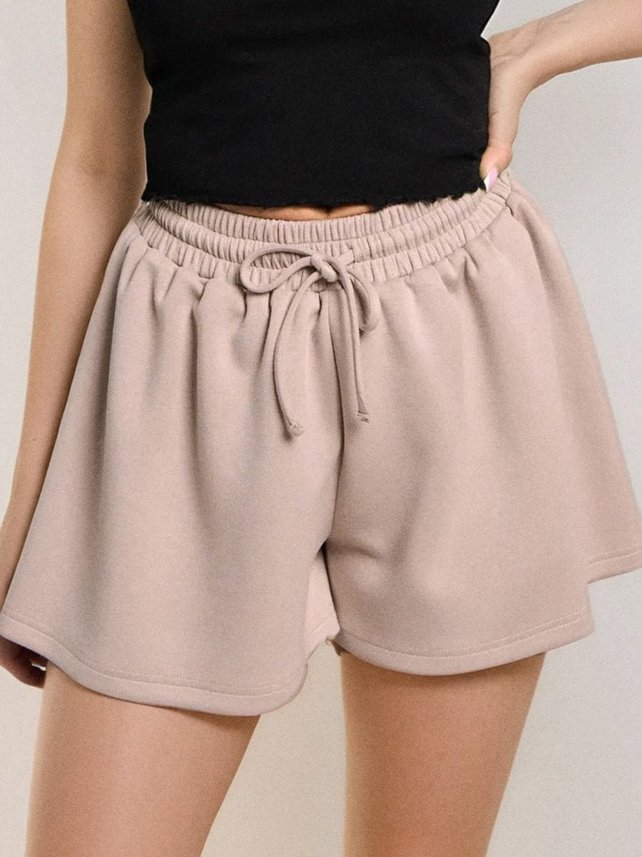 Trenirka kratke hlače s širokimi hlačnicami soft touch - bež - SINSAY