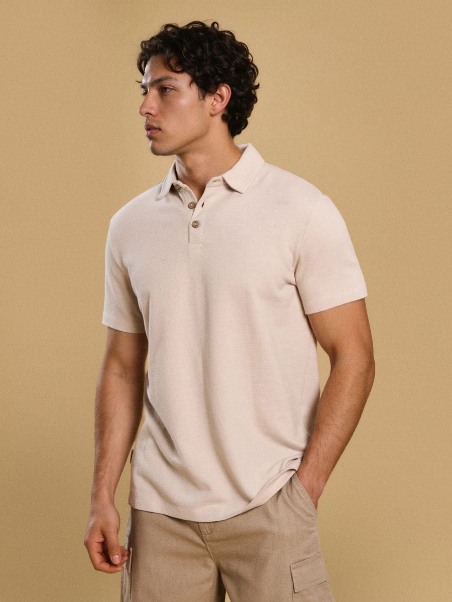 Бавовняна сорочка поло - нюдовий - SINSAY