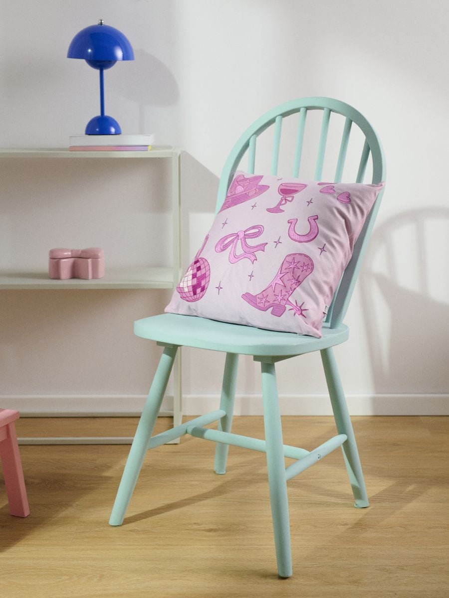 Poszewka dekoracyjna z motywem kowbojskim - fioletowy - SINSAY