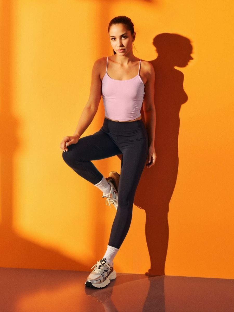 Legginsy GYM HARD - fioletowy - SINSAY
