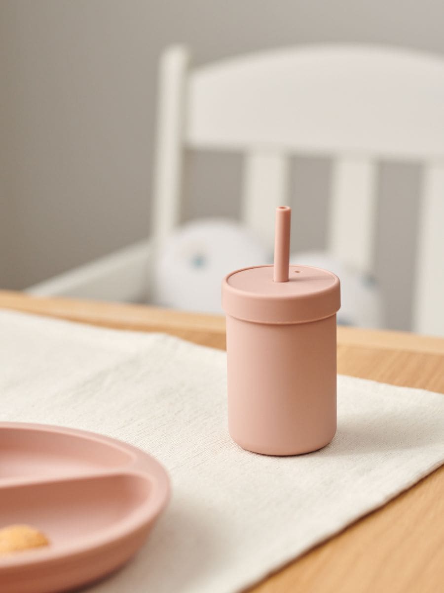 Bicchiere riutilizzabile con cannuccia Colore rosa pastello - SINSAY -  8003P-03X