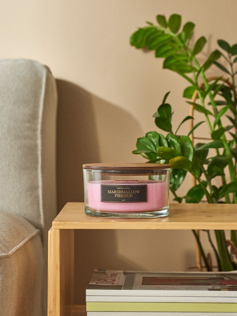 Duftkerze Marshmallow Fireside - Pastellrosa - SINSAY