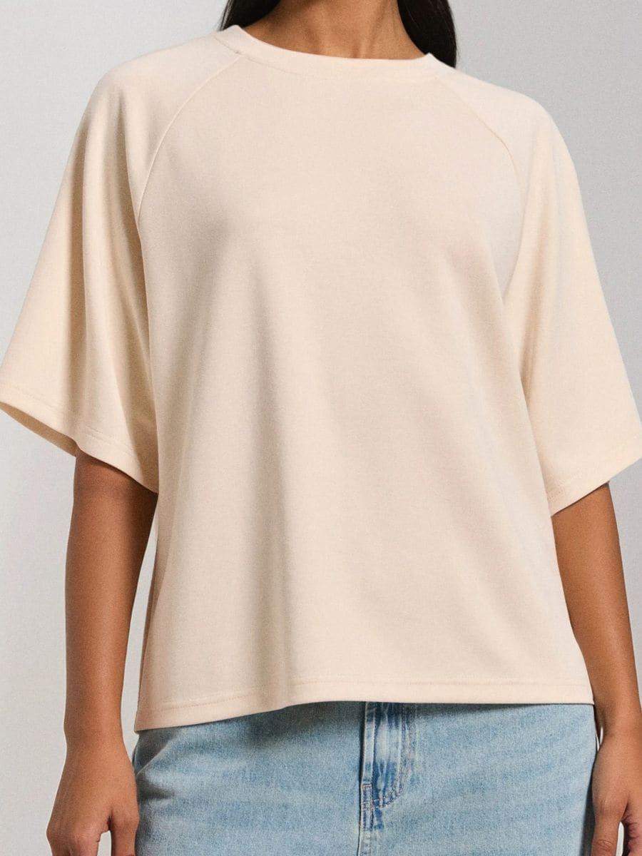 Bluza z domieszką wiskozy - kremowy - SINSAY