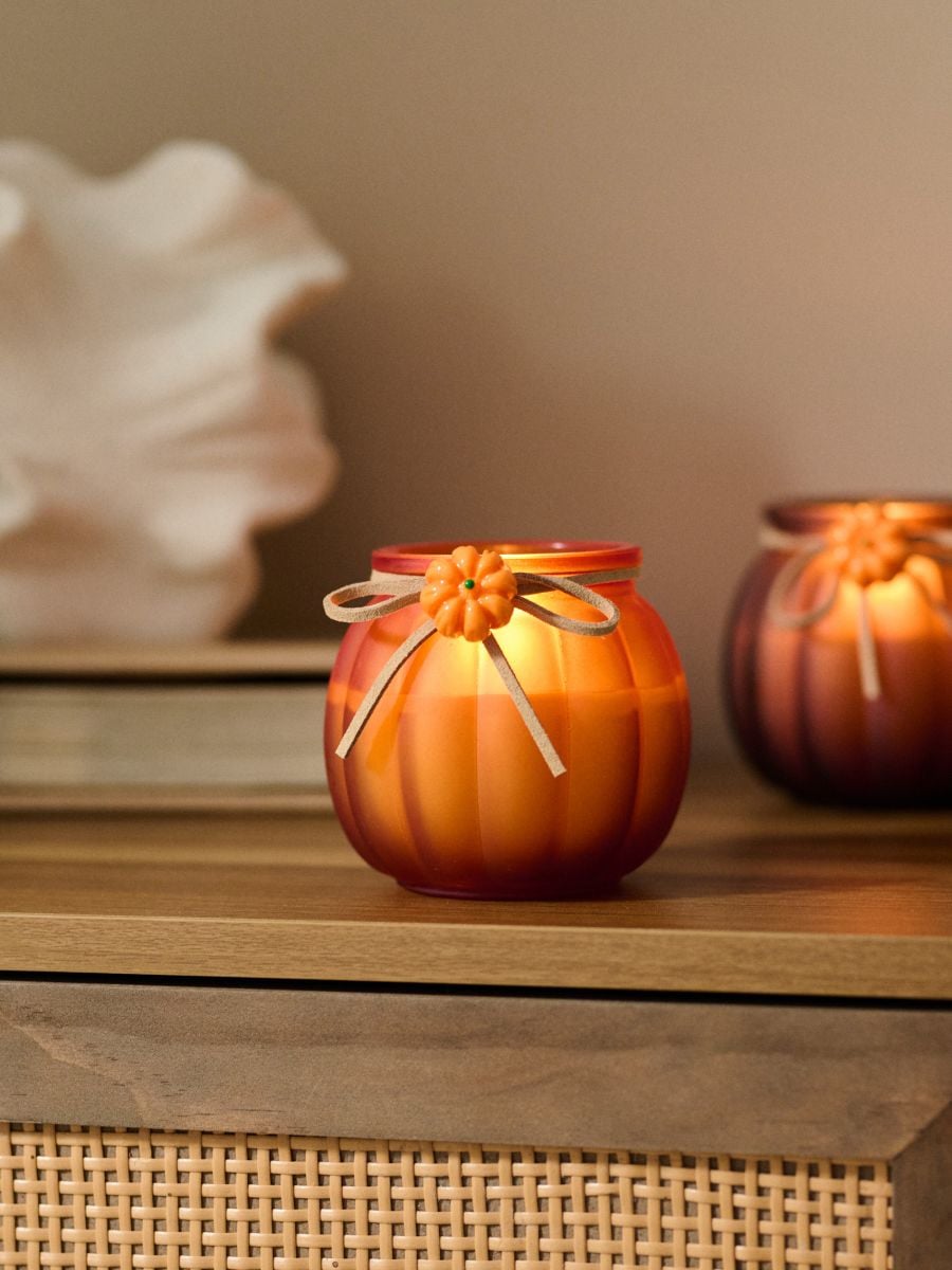 Świeca zapachowa Pumpkin - żółty - SINSAY