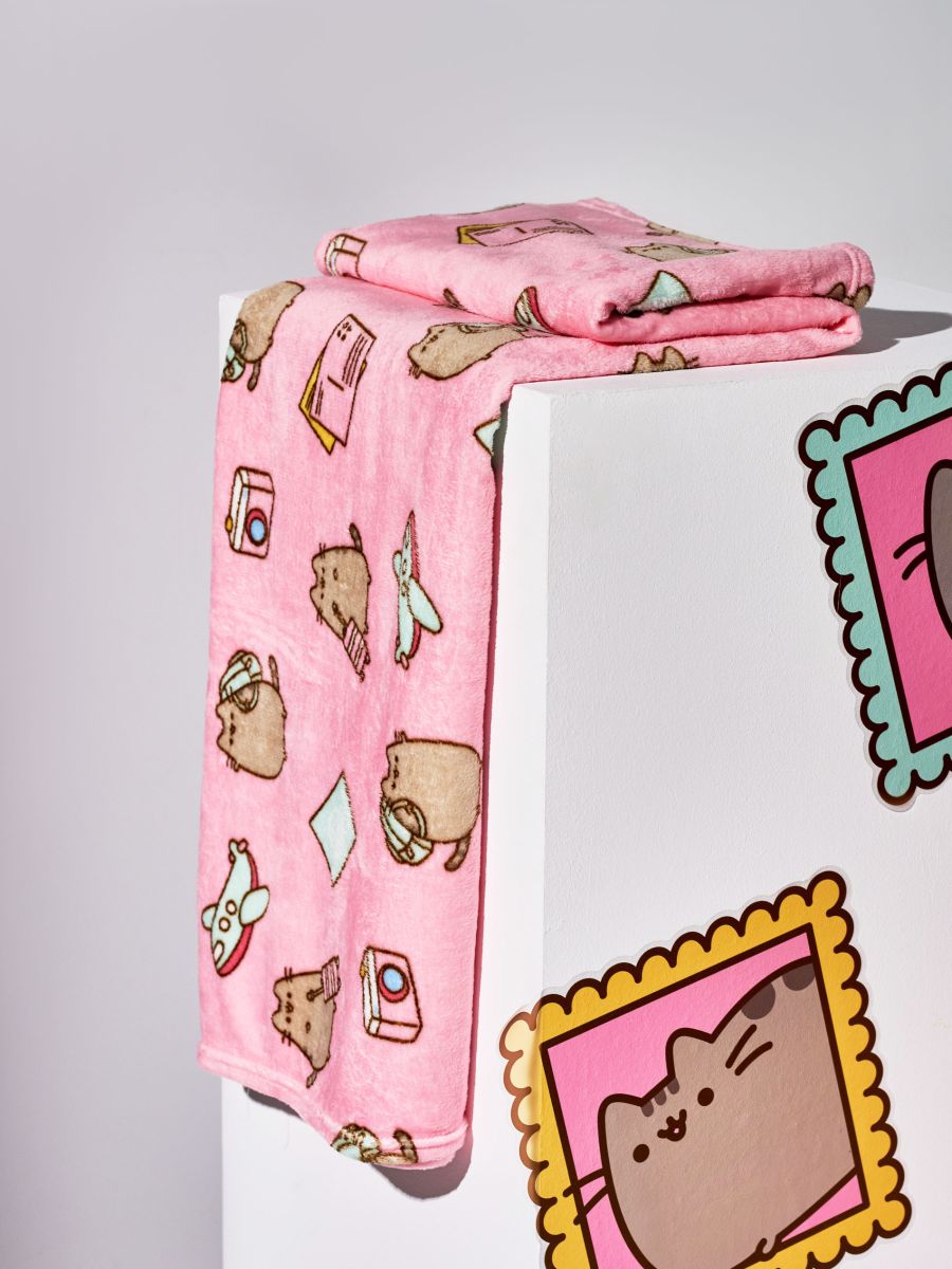 Takaró Pusheen - pasztellpink - SINSAY