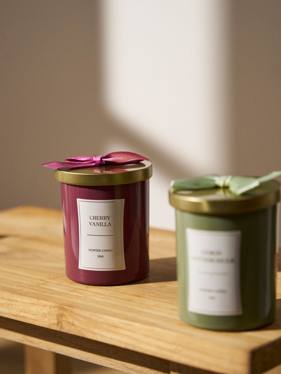 Świeczka Cherry Vanilla - fioletowy - SINSAY