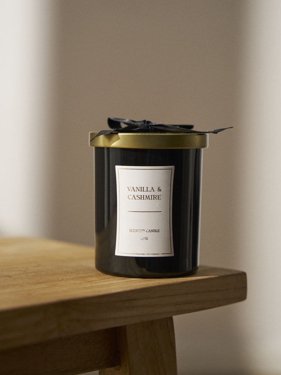 Svece Vanilla & Cashmire - melns - SINSAY