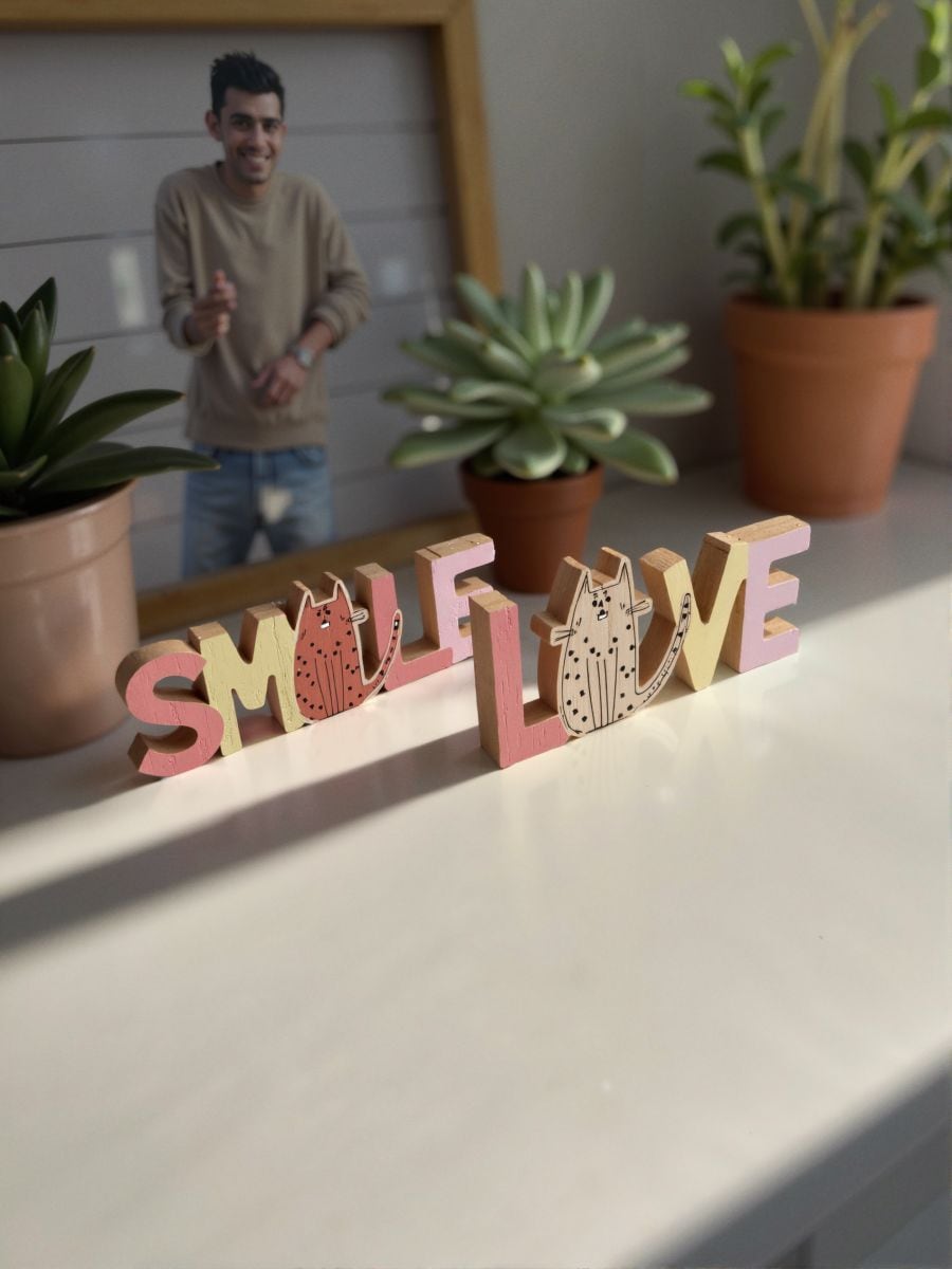 Stojící dekorace SMILE & LOVE - pastelová růžová - SINSAY