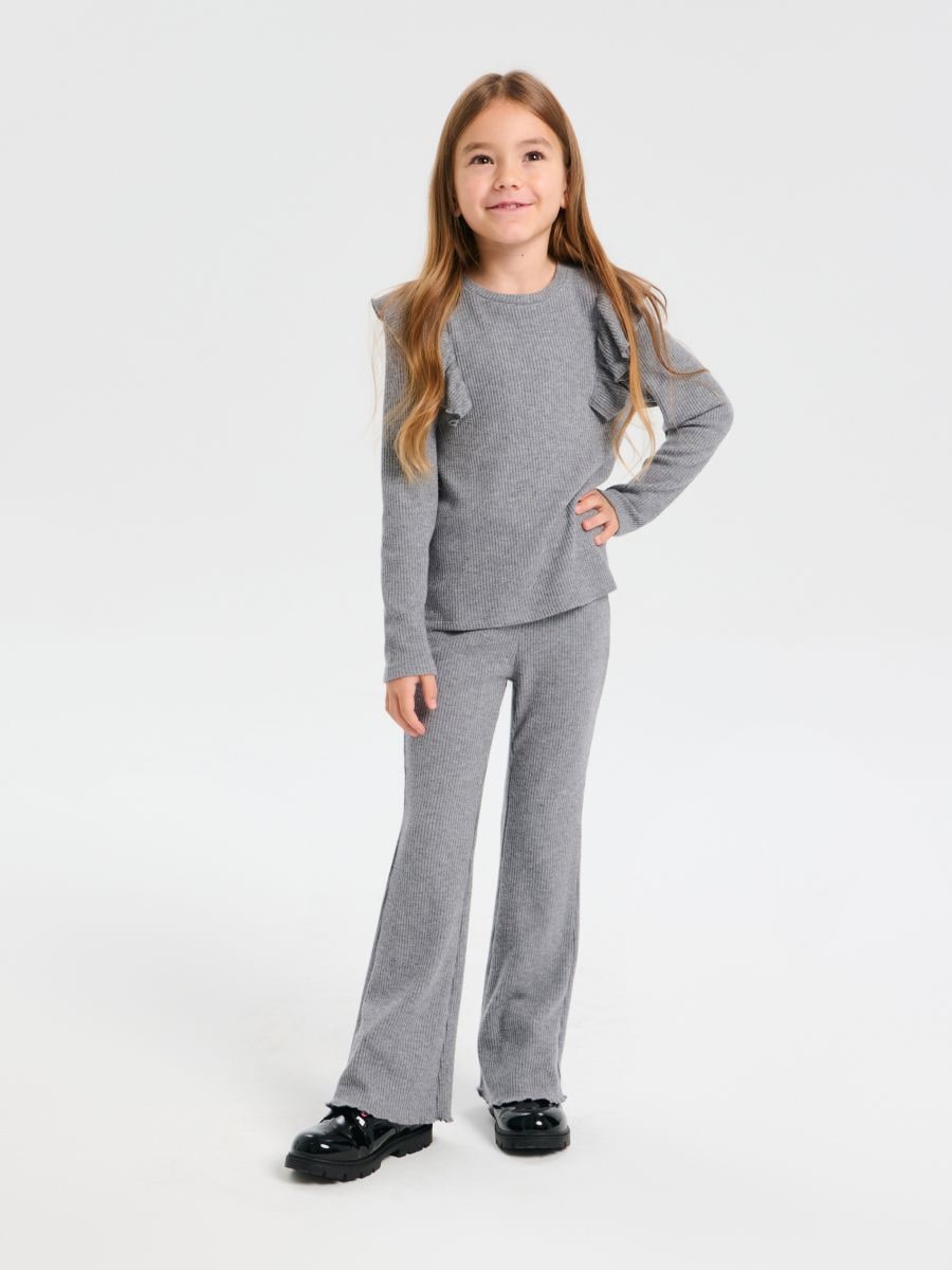 Σετ με μείγμα βισκόζης - ανοιχτό γκρι - SINSAY