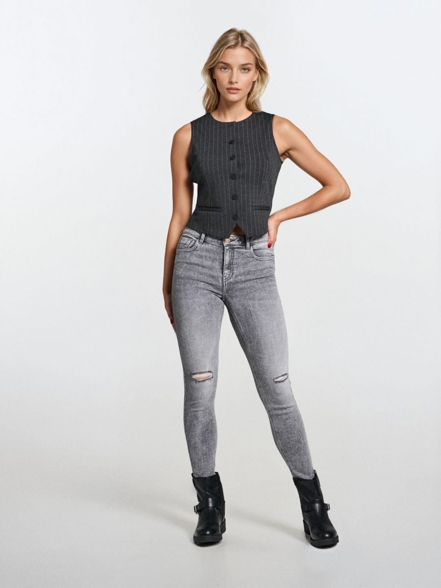 Kavbojke skinny - svetlo siva - SINSAY
