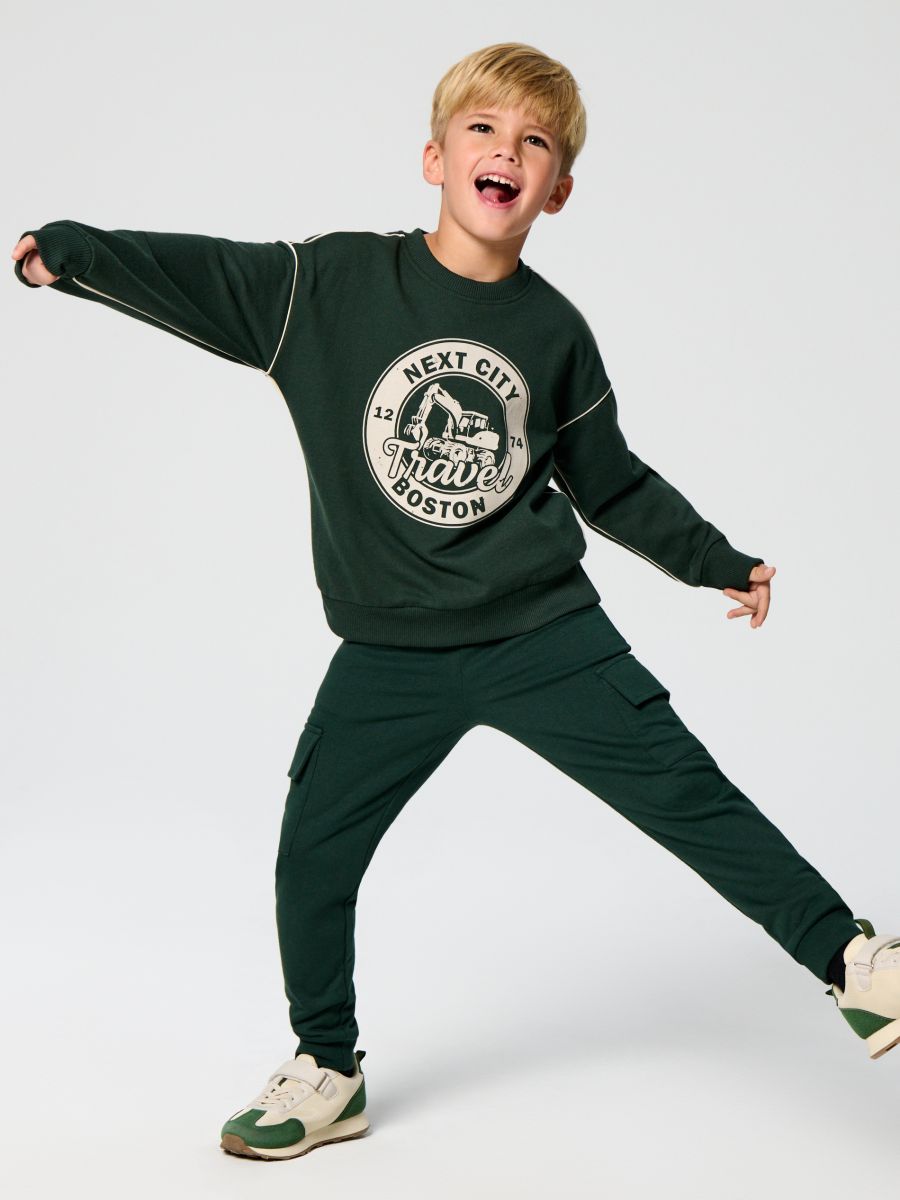 Slim pantalone sa cargo džepovima - zeleno - SINSAY