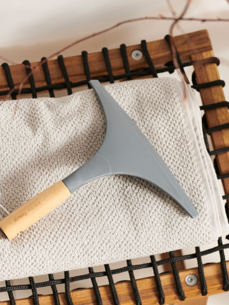 Skrāpis - tumši pelēka - SINSAY