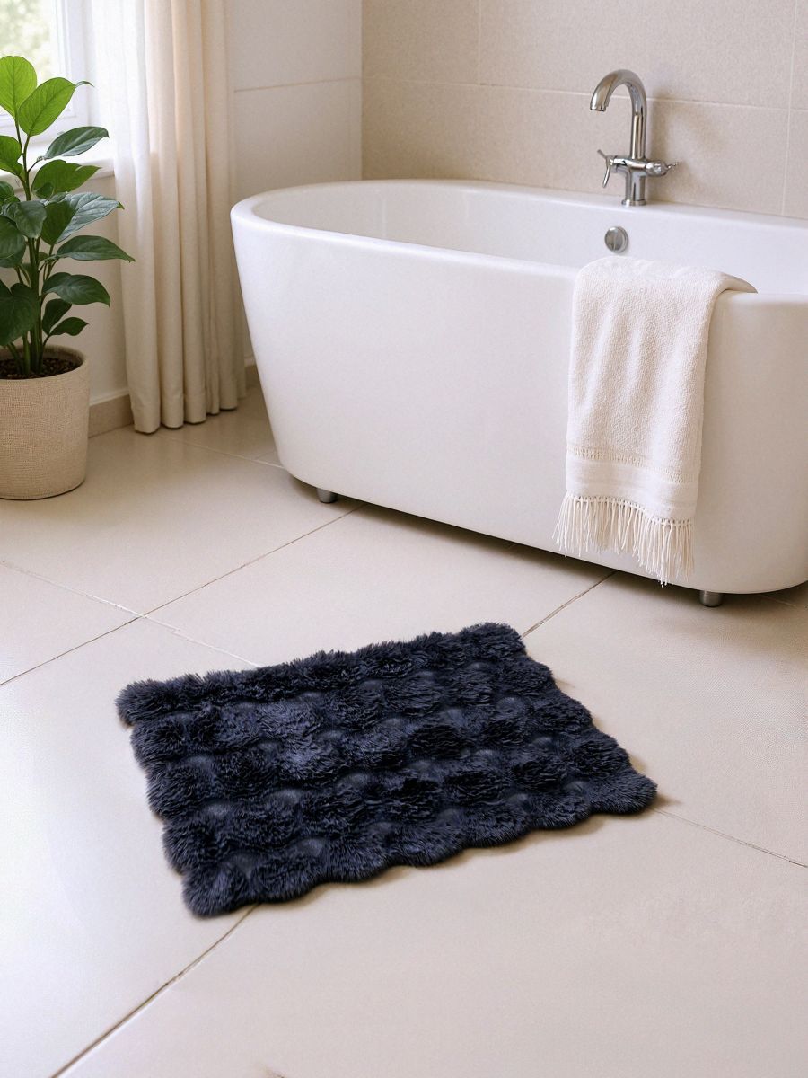 Vannitoa vaip - tumehall - SINSAY