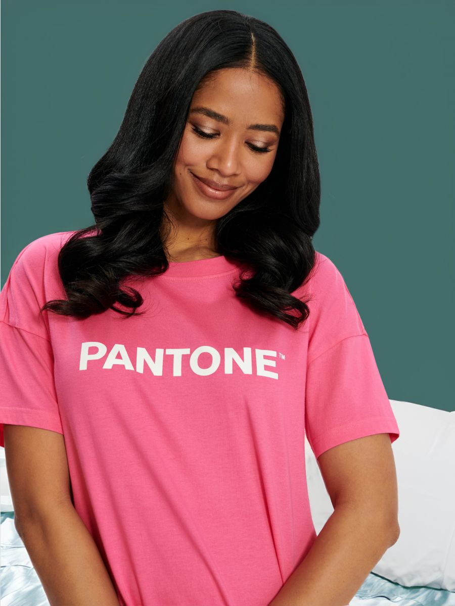 Pyžamová souprava Pantone - sytě růžová - SINSAY