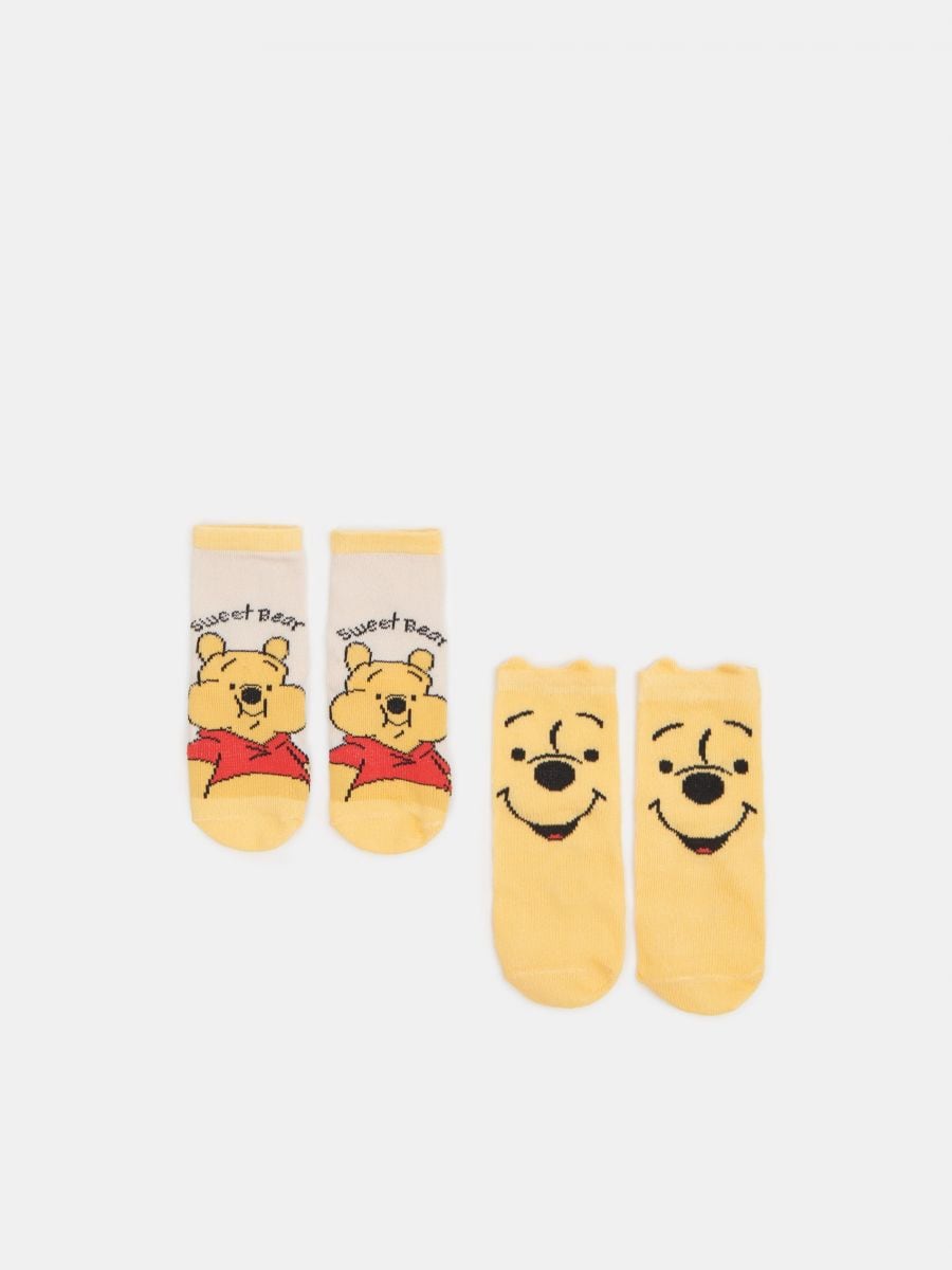 Komplet od 2 para čarapa Winnie the Pooh - žuta boja - SINSAY