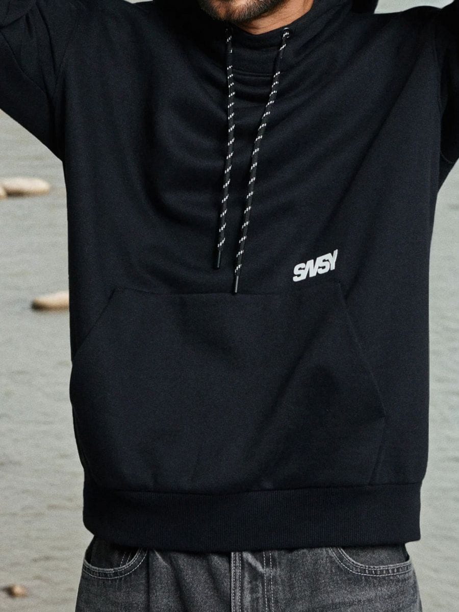 Hoodie z visokim ovratnikom - črna - SINSAY