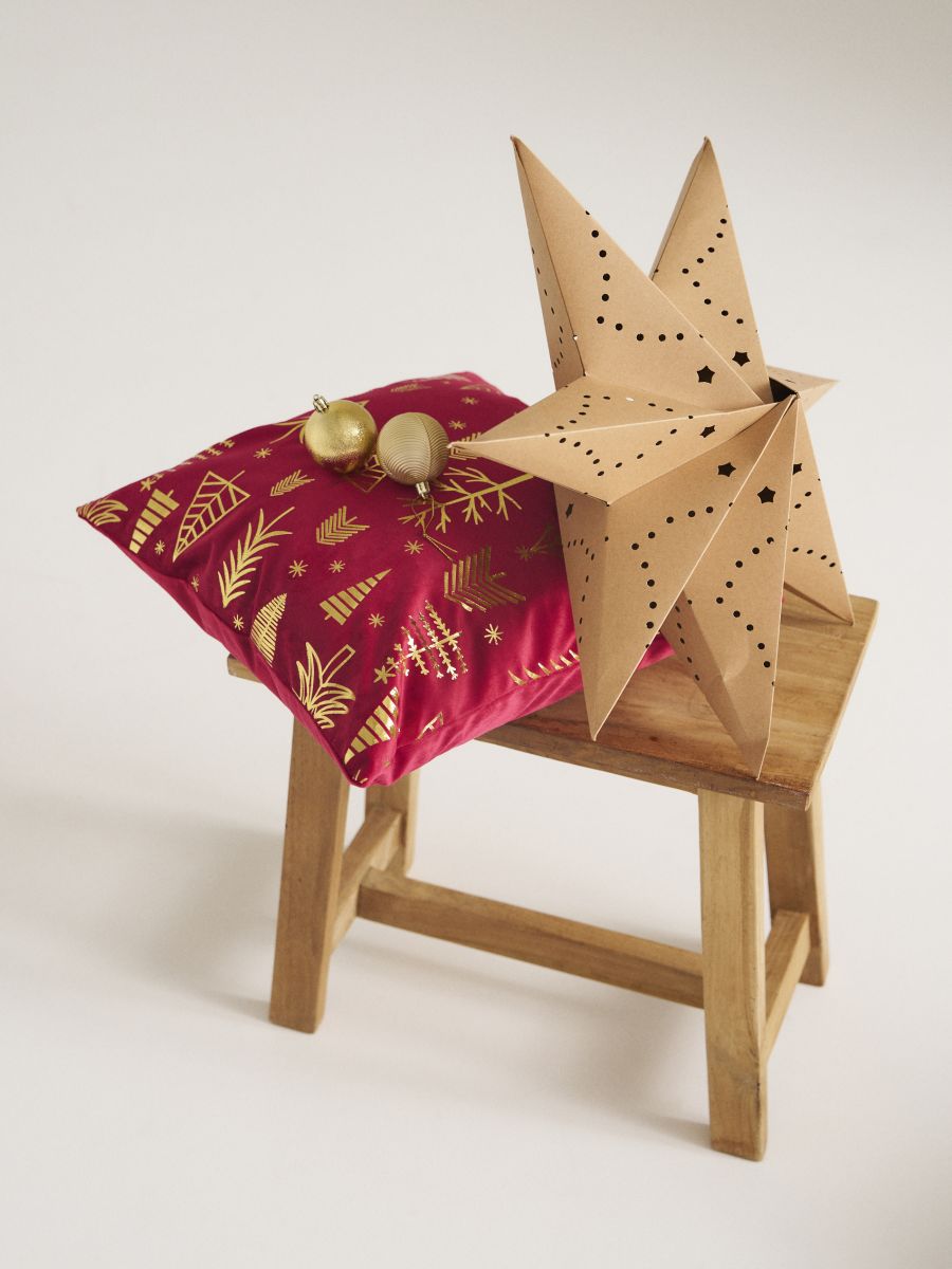 Božična prevleka za blazino z motivom božičnih dreves - rdeča - SINSAY