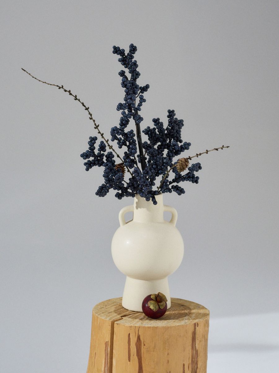 Ozdobná umelá rastlina - tmavomodrá - SINSAY