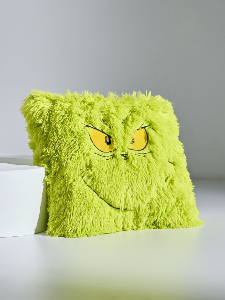 Poduszka ze sztucznym futerkiem Grinch - zielony - SINSAY